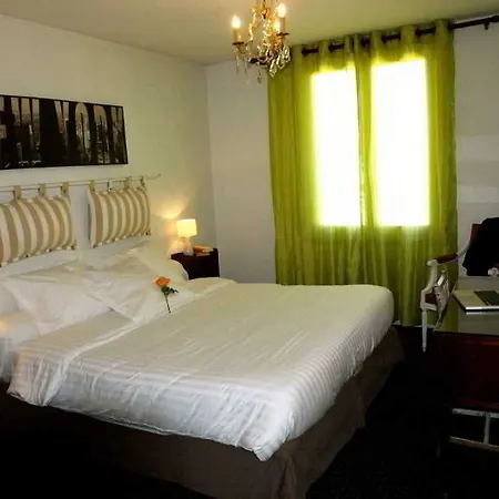 Ruc Hotel 4*