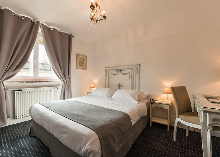 Hotel Ruc 4*
